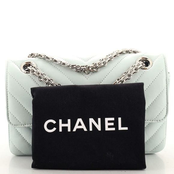 Chanel Reissue 2.55 Flap Bag Chevron Aged Calfskin Mini Blue - Picture 2 of 8